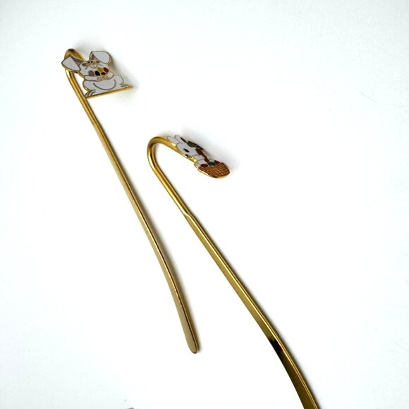 Cloisonné Set Of 2 Enamel Bookmarks Rabbit Easter Gold-Toned Metal Multicolor - Picture 3 of 7